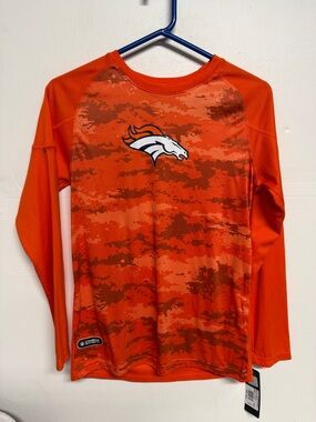 Denver broncos team apparel boys large